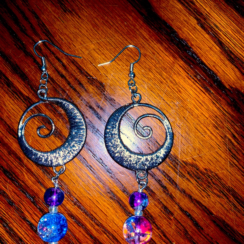 Moon Drop Swirls